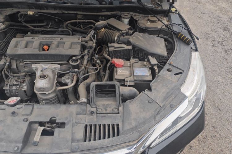 Used Honda Accord 2016 2.0L Comfort Edition Engine Bay Left