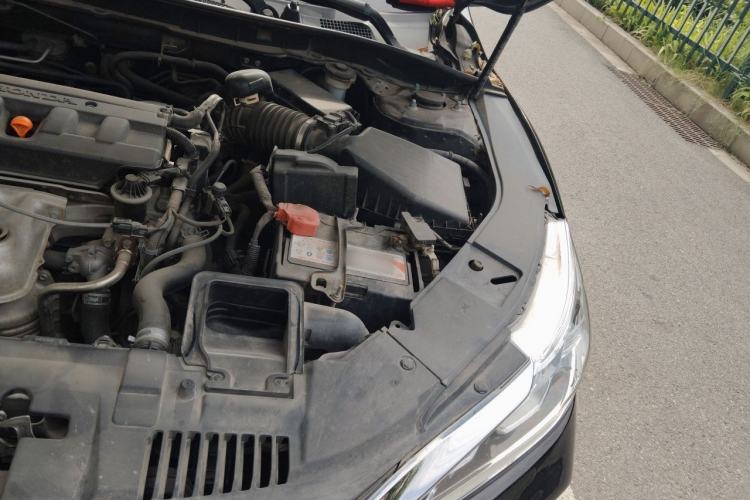 Used Honda Accord 2016 2.0L Comfort Edition Engine Bay Left