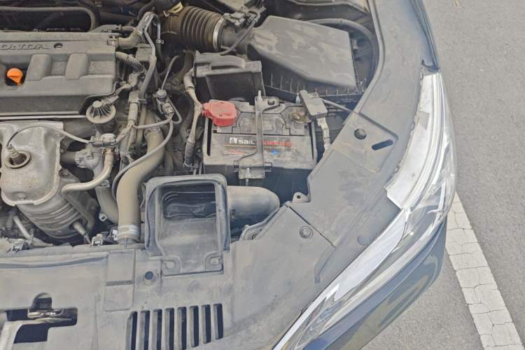 Used Honda Accord 2016 2.0L Comfort Edition Engine Bay Left