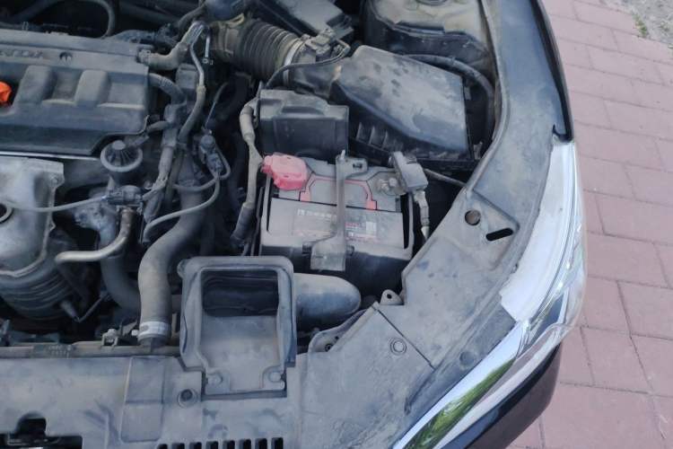 Used Honda Accord 2016 2.0L Comfort Edition Engine Bay Left
