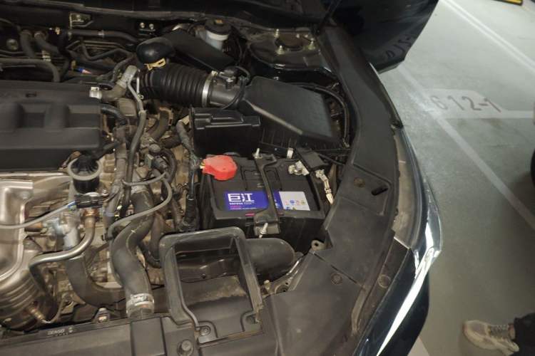 Used Honda Accord 2016 2.0L Comfort Edition Engine Bay Left
