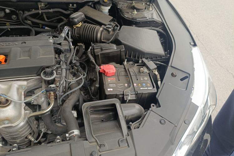 Used Honda Accord 2016 2.0L Comfort Edition Engine Bay Left