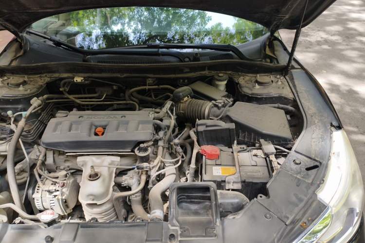 Used Honda Accord 2016 2.0L Comfort Edition Engine Bay Left
