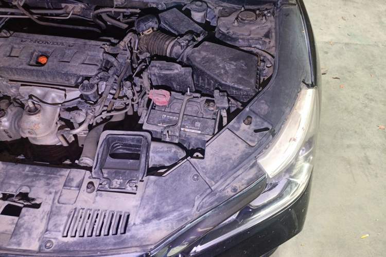 Used Honda Accord 2016 2.0L Comfort Edition Engine Bay Left