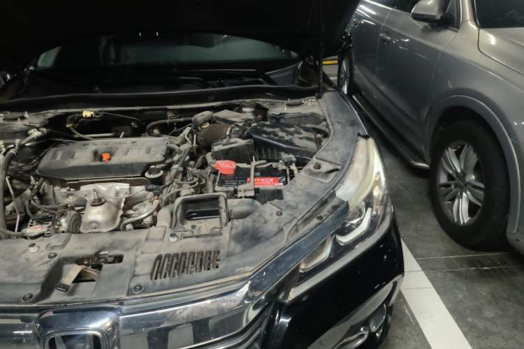 Used Honda Accord 2016 2.0L Luxury Edition Engine Bay Left