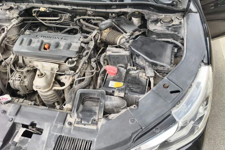 Used Honda Accord 2016 2.0L Comfort Edition Engine Bay Left