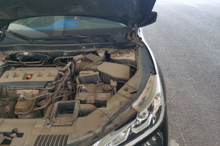 Used Honda Accord 2016 2.0L Elite Edition Engine Bay Left