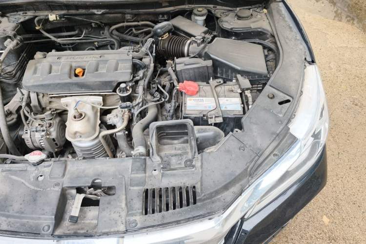 Used Honda Accord 2016 2.0L Comfort Edition Engine Bay Left