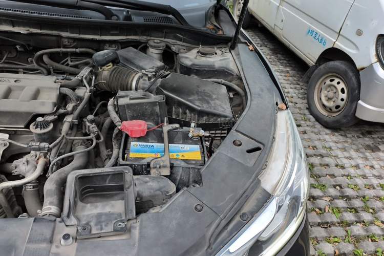 Used Honda Accord 2016 2.0L Comfort Edition Engine Bay Left