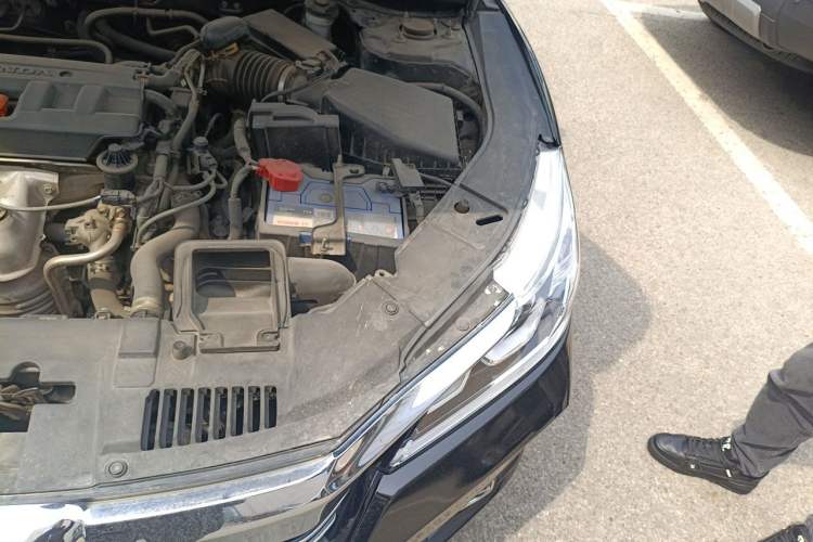 Used Honda Accord 2016 2.0L Comfort Edition Engine Bay Left