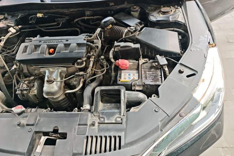 Used Honda Accord 2016 2.0L Comfort Edition Engine Bay Left