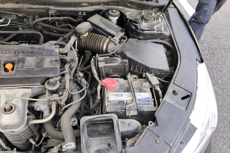 Used Honda Accord 2016 2.0L Comfort Edition Engine Bay Left