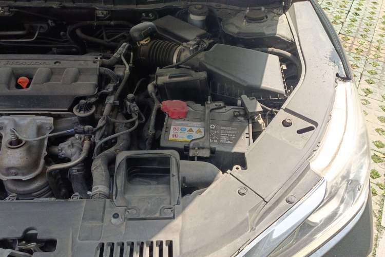 Used Honda Accord 2016 2.0L Comfort Edition Engine Bay Left