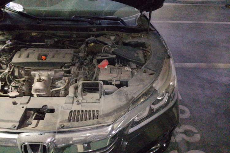 Used Honda Accord 2016 2.0L Comfort Edition Engine Bay Left