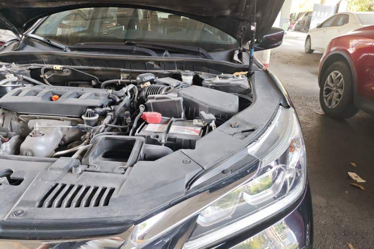 Used Honda Accord 2016 2.0L Comfort Edition Engine Bay Left
