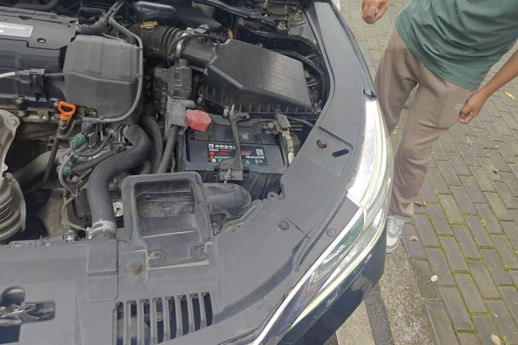 Used Honda Accord 2016 2.4L Comfort Edition Engine Bay Left