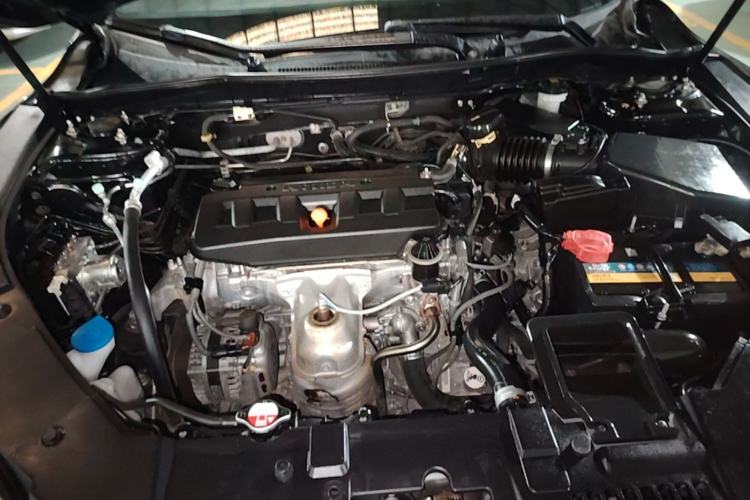 Used Honda Accord 2016 2.0L Comfort Edition Engine Bay