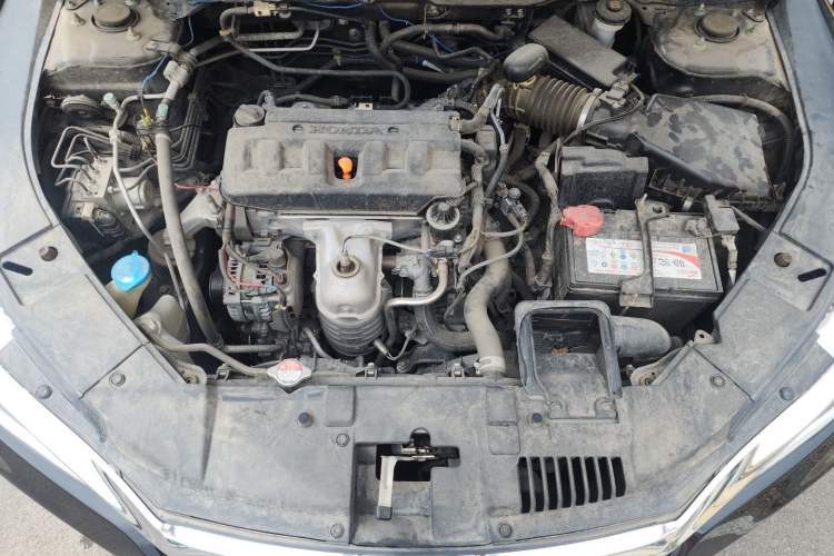 Used Honda Accord 2016 2.0L Comfort Edition Engine Bay
