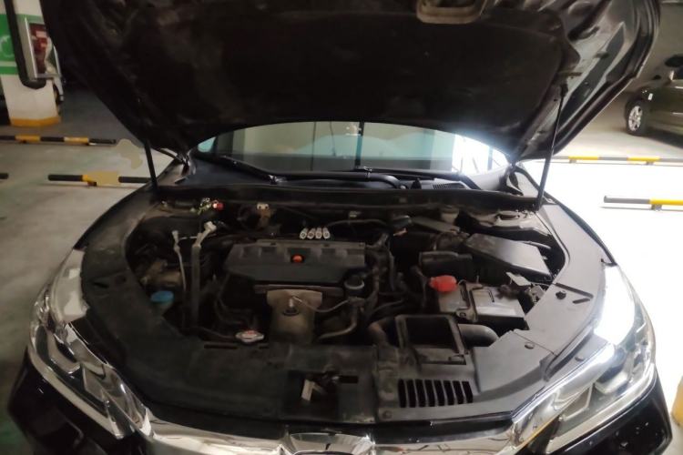 Used Honda Accord 2016 2.0L Comfort Edition Engine Bay