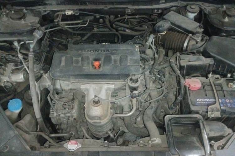 Used Honda Accord 2016 2.0L Comfort Edition Engine Bay