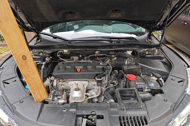Used Honda Accord 2016 2.0L Comfort Edition Engine Bay