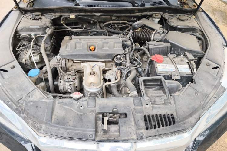 Used Honda Accord 2016 2.0L Comfort Edition Engine Bay