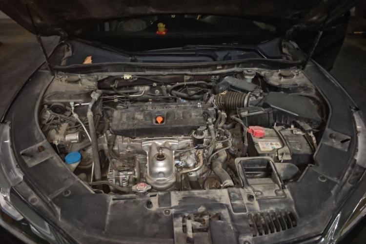 Used Honda Accord 2016 2.0L Comfort Edition Engine Bay