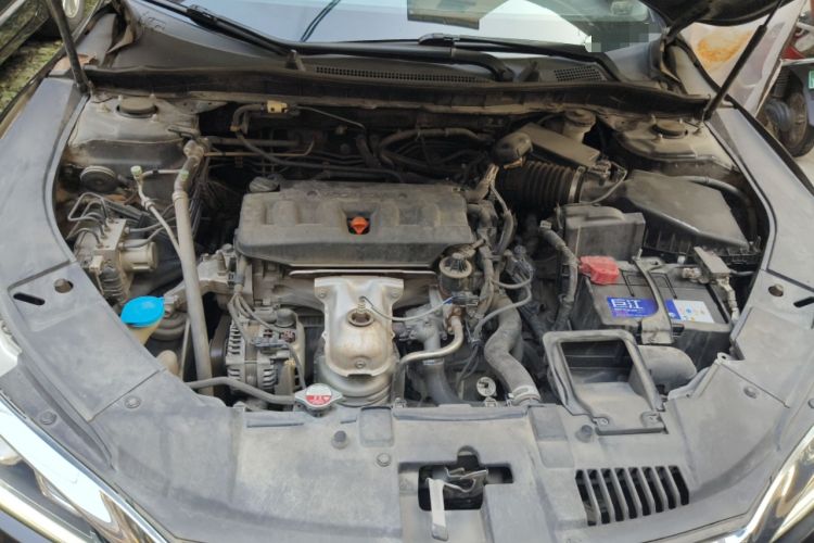 Used Honda Accord 2016 2.0L Comfort Edition Engine Bay