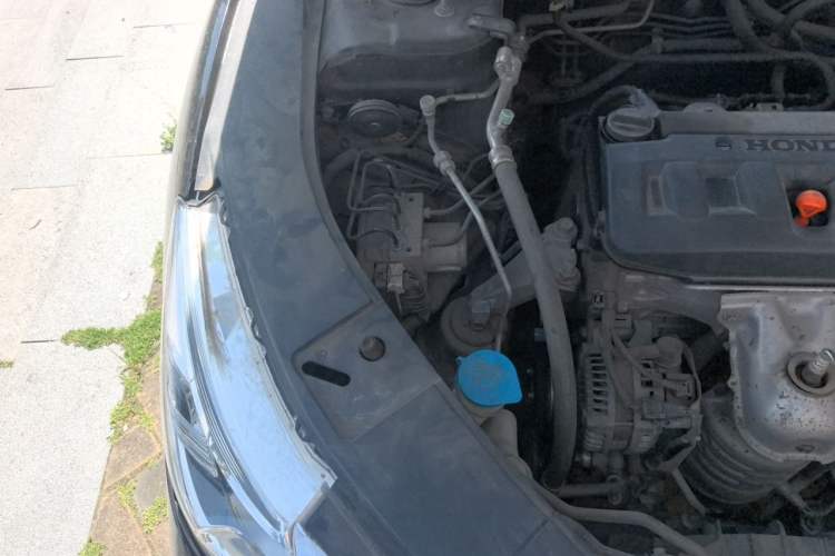 Used Honda Accord 2016 2.0L Comfort Edition Engine Bay Right
