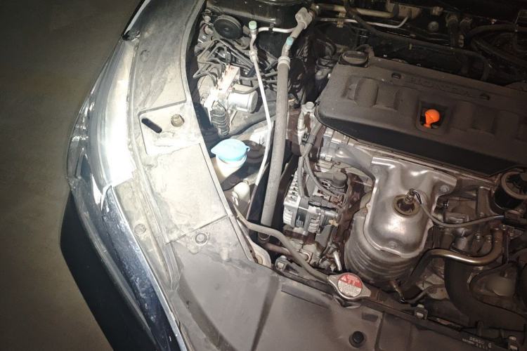 Used Honda Accord 2016 2.0L Comfort Edition Engine Bay Right