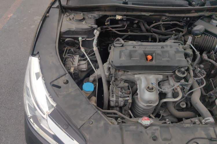 Used Honda Accord 2016 2.0L Comfort Edition Engine Bay Right