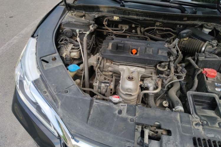 Used Honda Accord 2016 2.0L Comfort Edition Engine Bay Right