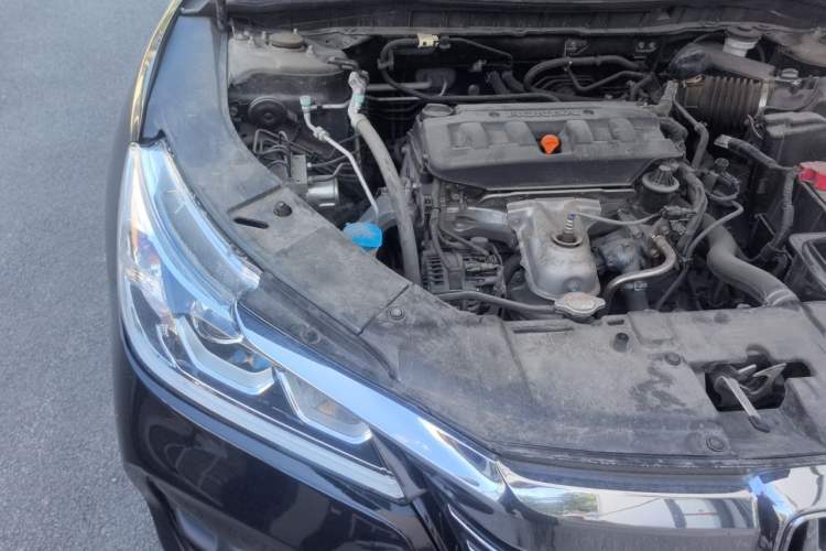 Used Honda Accord 2016 2.0L Comfort Edition Engine Bay Right