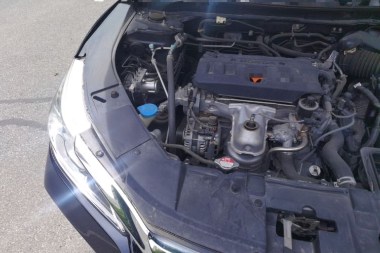 Used Honda Accord 2016 2.0L Comfort Edition Engine Bay Right
