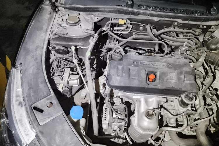 Used Honda Accord 2016 2.0L Elite Edition Engine Bay Right