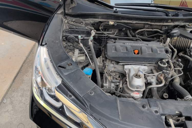 Used Honda Accord 2016 2.0L Elite Edition Engine Bay Right