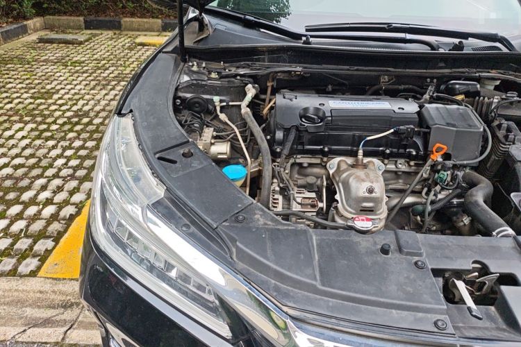 Used Honda Accord 2016 2.4L Comfort Edition Engine Bay Right