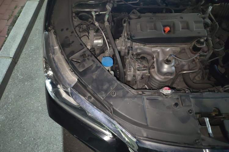 Used Honda Accord 2016 2.0L Comfort Edition Engine Bay Right