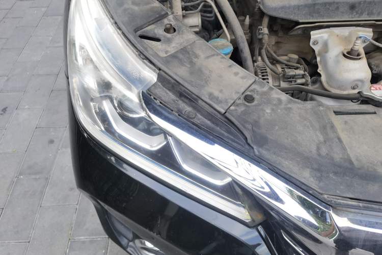Used Honda Accord 2016 2.0L Comfort Edition Engine Bay Right