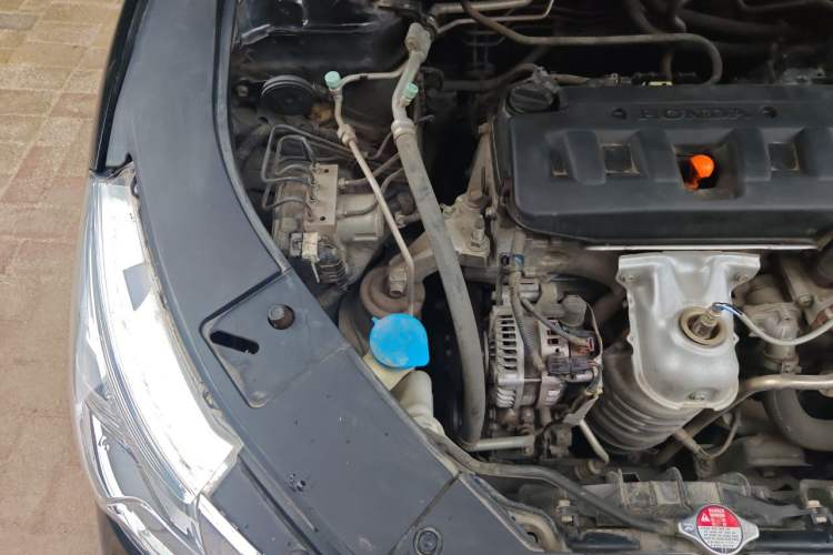 Used Honda Accord 2016 2.0L Comfort Edition Engine Bay Right