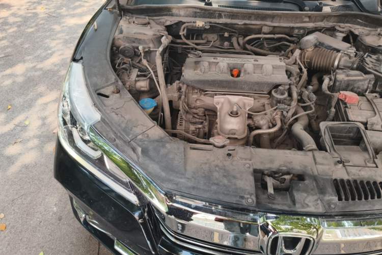 Used Honda Accord 2016 2.0L Elite Edition Engine Bay Right