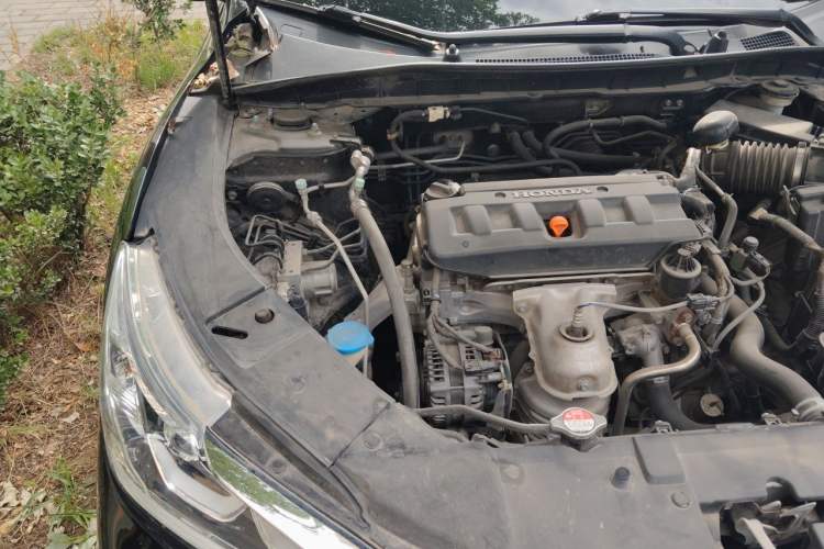 Used Honda Accord 2016 2.0L Comfort Edition Engine Bay Right