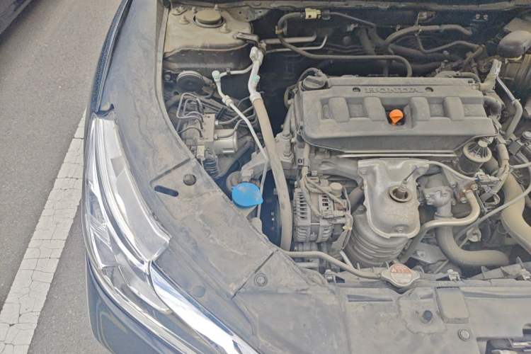 Used Honda Accord 2016 2.0L Comfort Edition Engine Bay Right