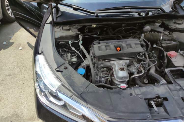 Used Honda Accord 2016 2.0L Comfort Edition Engine Bay Right