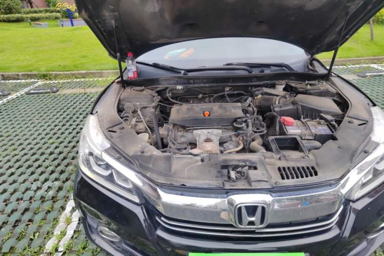 Used Honda Accord 2016 2.0L Comfort Edition Engine Bay Right