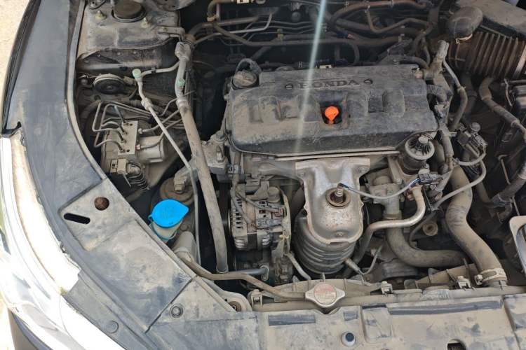 Used Honda Accord 2016 2.0L Comfort Edition Engine Bay Right