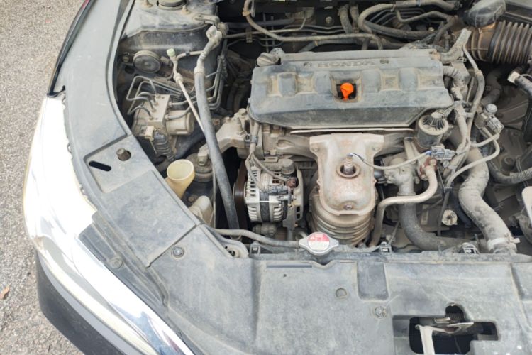 Used Honda Accord 2016 2.0L Comfort Edition Engine Bay Right