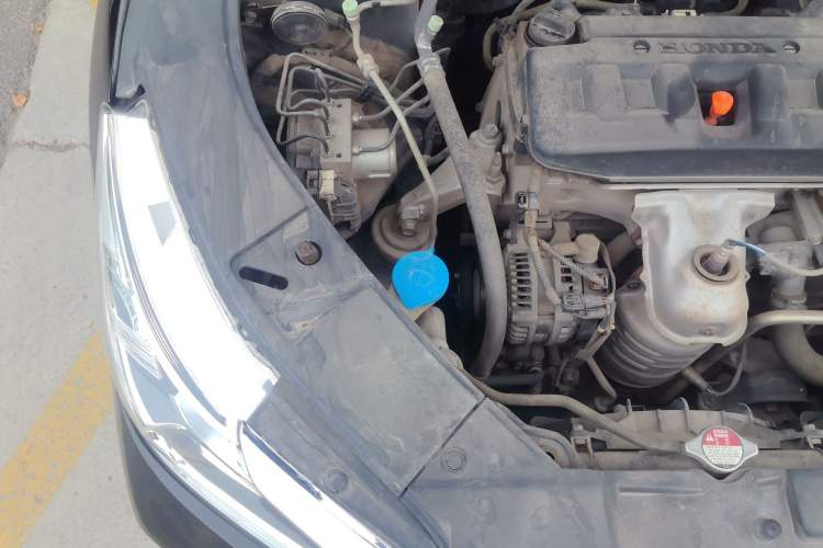 Used Honda Accord 2016 2.0L Comfort Edition Engine Bay Right