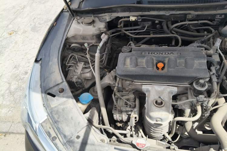 Used Honda Accord 2016 2.0L Comfort Edition Engine Bay Right