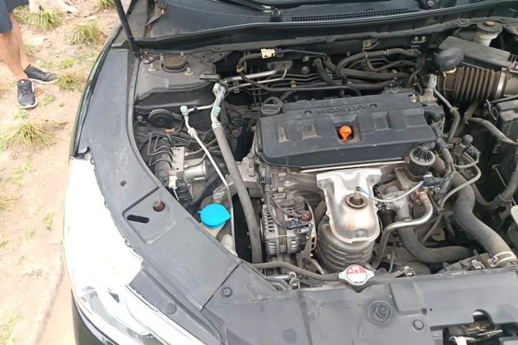 Used Honda Accord 2016 2.0L Elite Edition Engine Bay Right